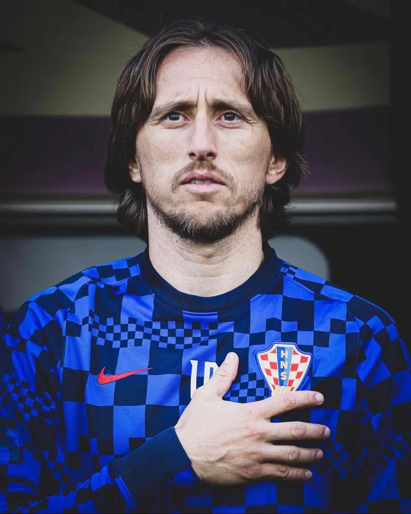 有5人曾6夺欧冠！魔笛上榜，梅罗无缘，一人用冠军告别职业生涯