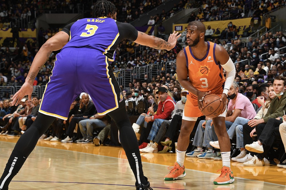 尤其是在球 尤其是在球